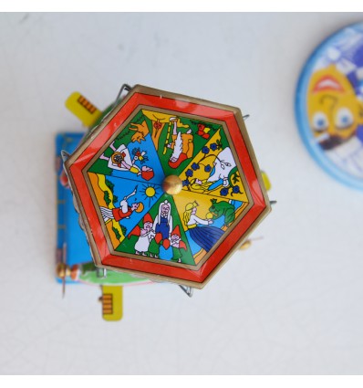 Carrousel mécanique socle carré - Protocol