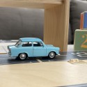 Voiture Trabant 601 bleue
