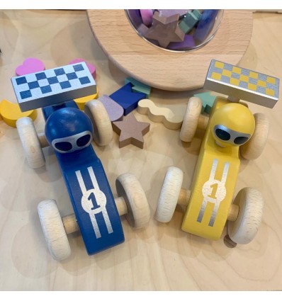 Voiture de course en bois bleue