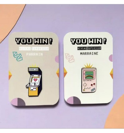 Pin's Marraine Game Boy - Pamela Loops