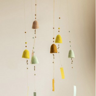 Suspension cloche en feutre Fleur de Soufre - Muskhane 2