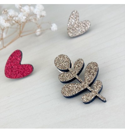 Pin's fleur dorée - Les Petites Hirondelles