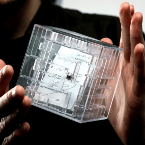 Tirelire labyrinthe - Winkee 2