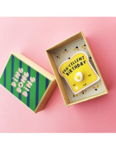 Boite à message "Egg'cellent Birthday" - Pamela...