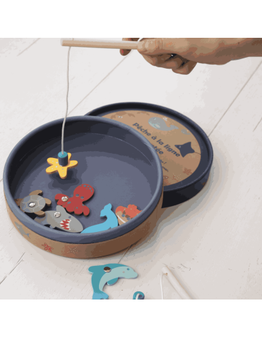 Pêche à la ligne magnétique en bois