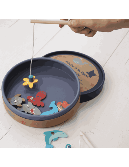 Pêche à la ligne magnétique en bois