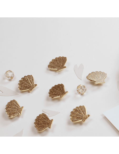 Pin's doré "Coquillage doré pailleté" - My Lovely Thing