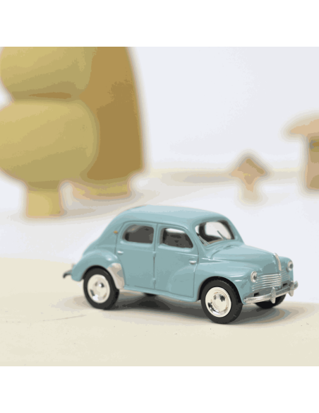 Renault 4CV 1952 bleu clair 1/64 - Norev