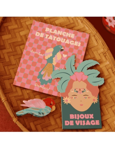 Diamants autocollants pour le visage