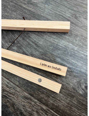 Porte affiche aimanté en bois 50 cm