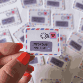 Autocollant holographique Important Mail Club 2