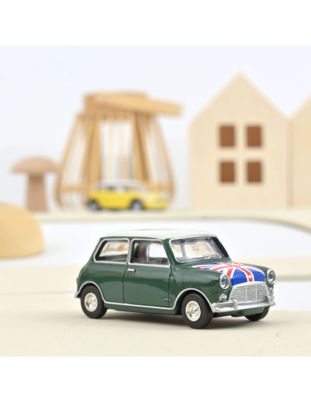 Mini Cooper 1964 vert amande avec drapeau 1/54 - Norev