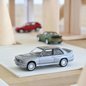BMW M3 E30 de 1986 Argent - Norev