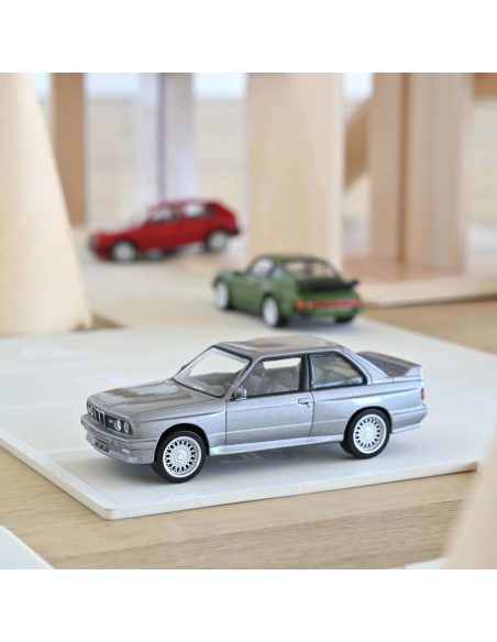 BMW M3 E30 de 1986 Argent - Norev