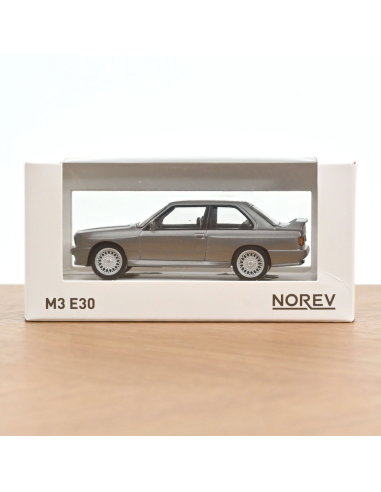 BMW M3 E30 de 1986 Argent - Norev