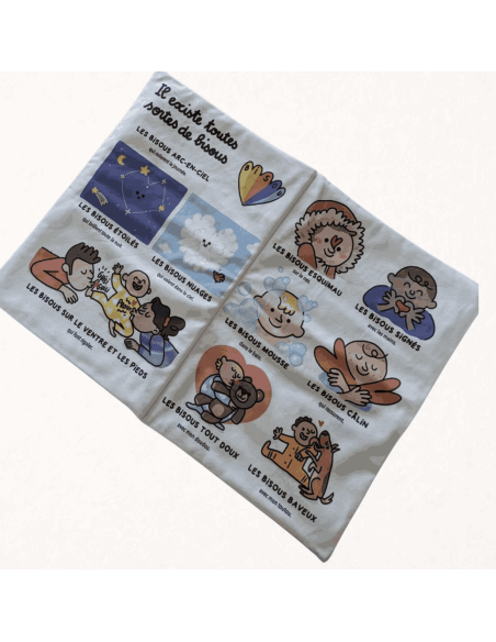 Livre d'éveil à froisser "Les bisous" - Gazette des bébés