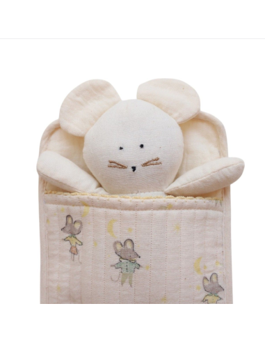 Doudou en tissu "Souris dans son lit"